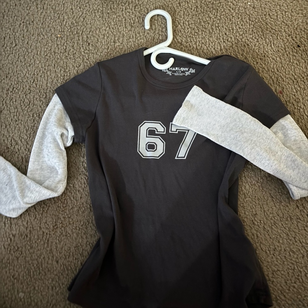 Long sleeve shirt from Harlow barely worn in great condition size large
